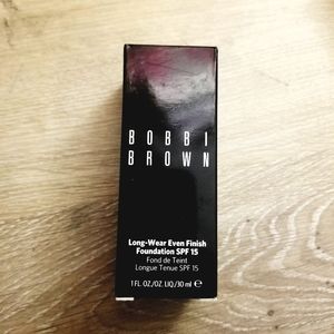 BRAND NEW Bobbi Brown Even Finish Foundation